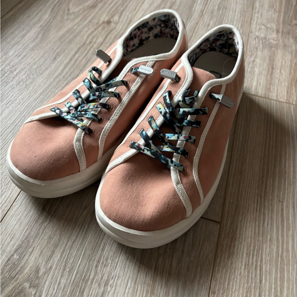 Hey dude shoes